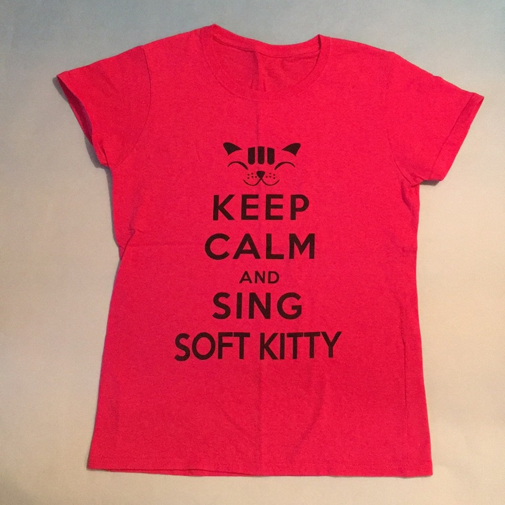 ❤️Soft Kitty Tee❤️
